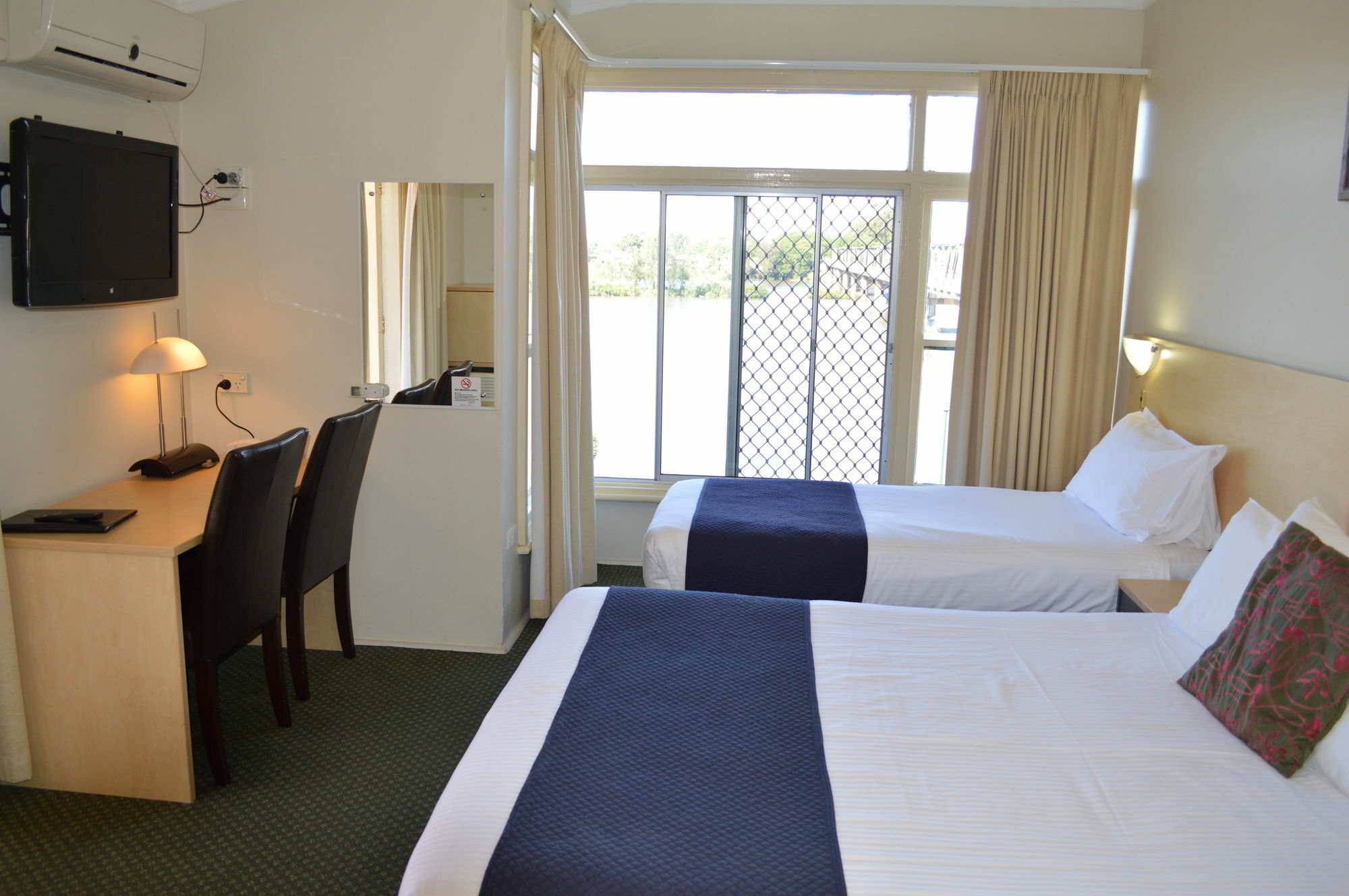 Taree Motor Inn Kültér fotó